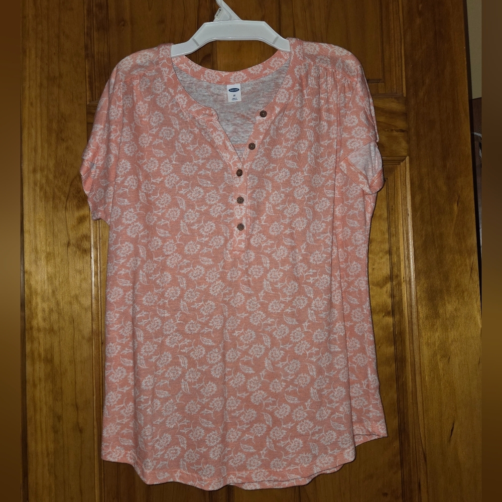 Old Navy Coral Floral Short Sleeve Top